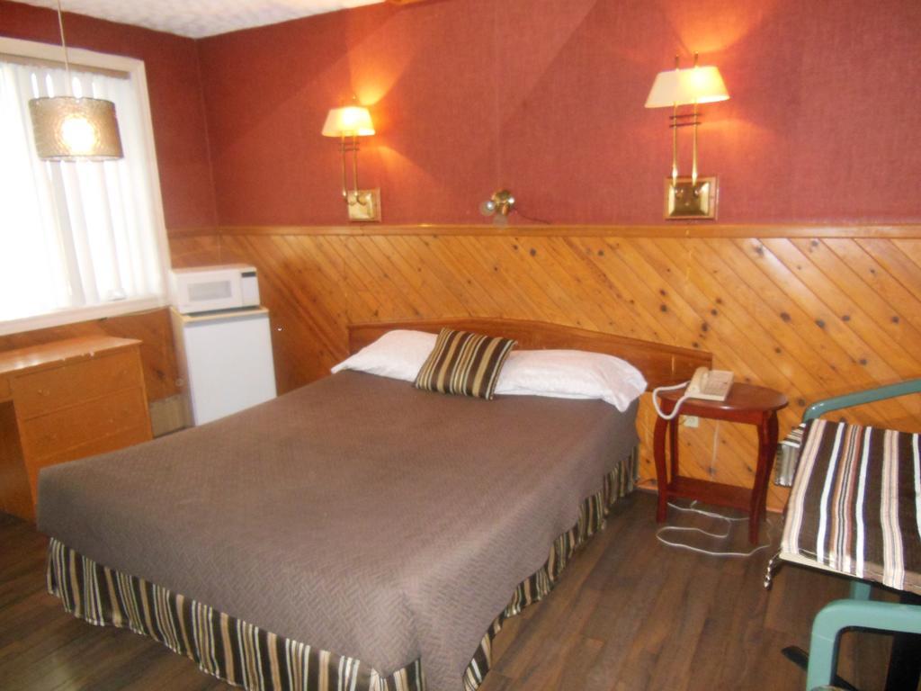 Motel Le Paysan Montréal Esterno foto