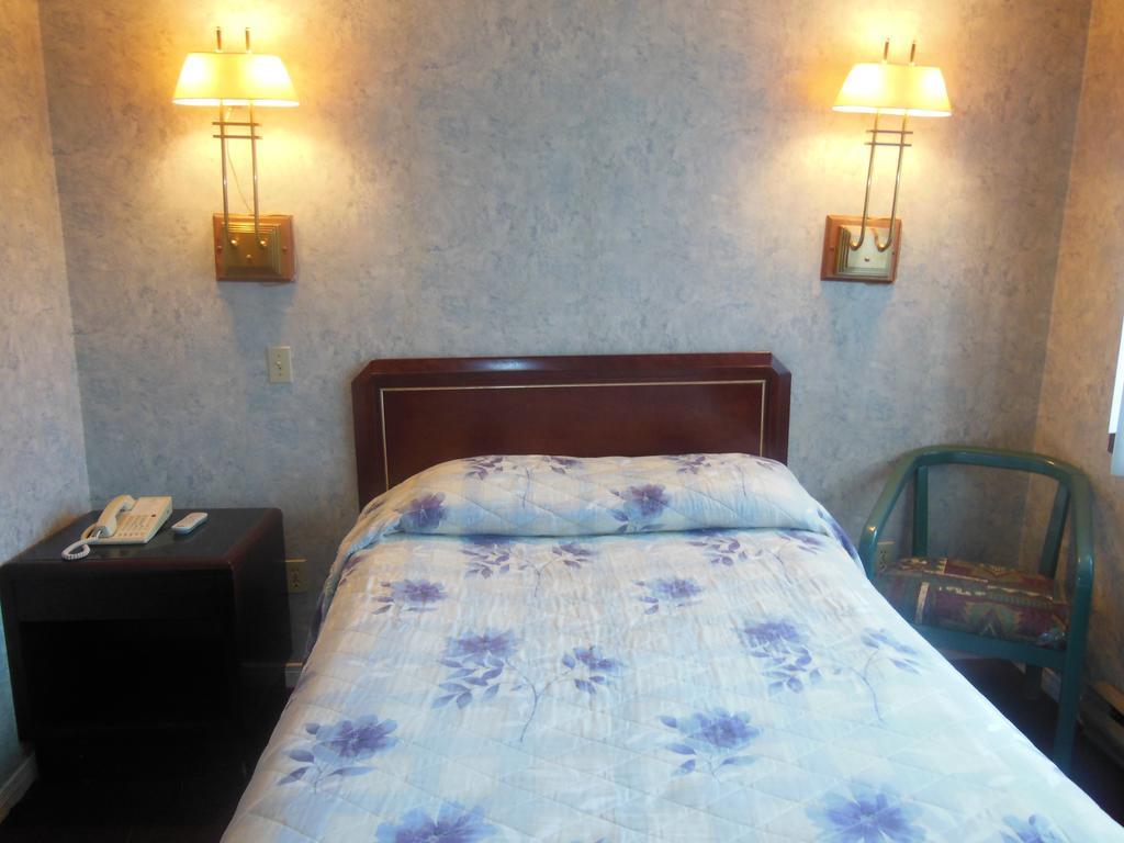 Motel Le Paysan Montréal Esterno foto