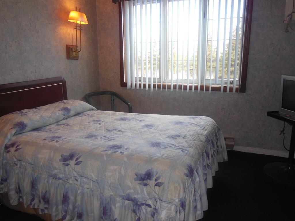 Motel Le Paysan Montréal Esterno foto