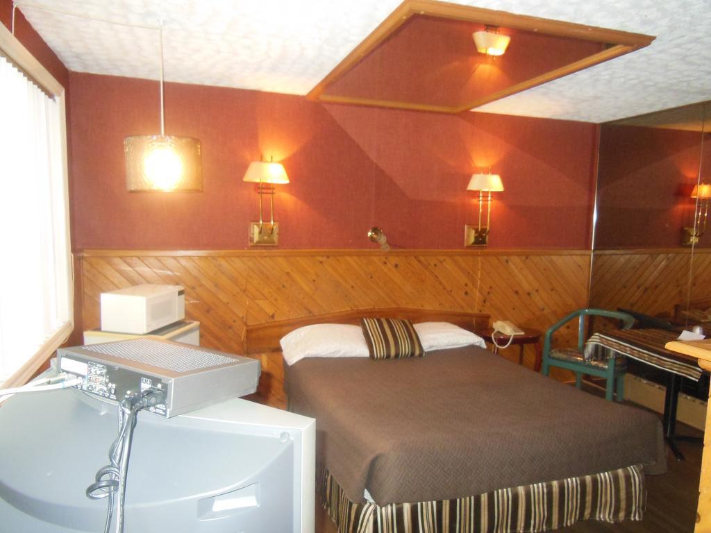 Motel Le Paysan Montréal Esterno foto