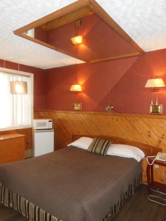 Motel Le Paysan Montréal Esterno foto
